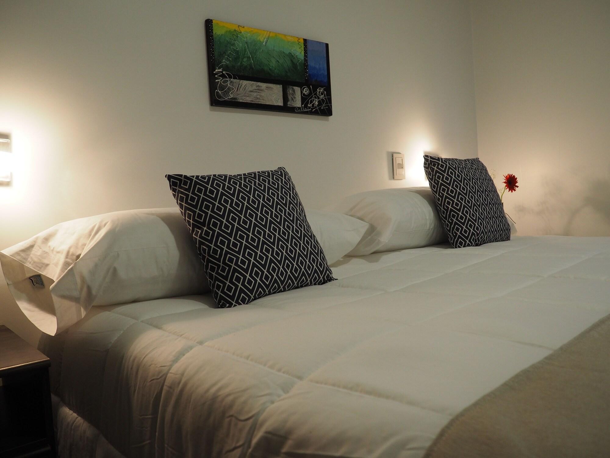 Umbral Del Aconcagua Aparthotel Мендоса Екстериор снимка
