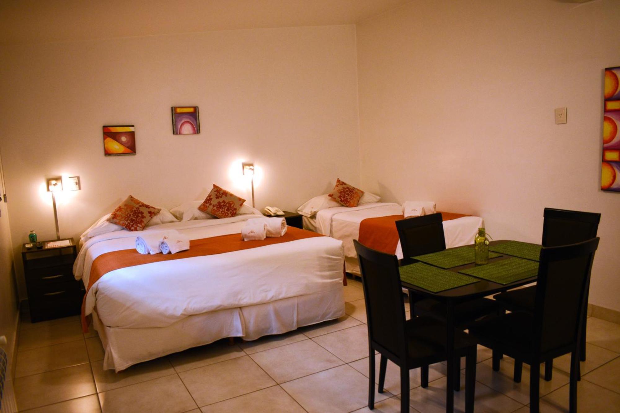Umbral Del Aconcagua Aparthotel Мендоса Екстериор снимка